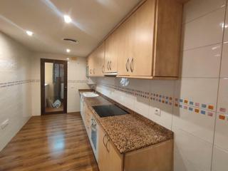 Pis a Monistrol de Montserrat. Piso en venta con terraza y parquing