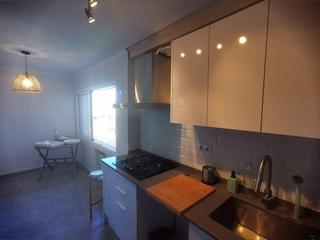Etagenwohnung in Font dels Capellans - Sagrada Familia. Piso reformado y amueblado en venta