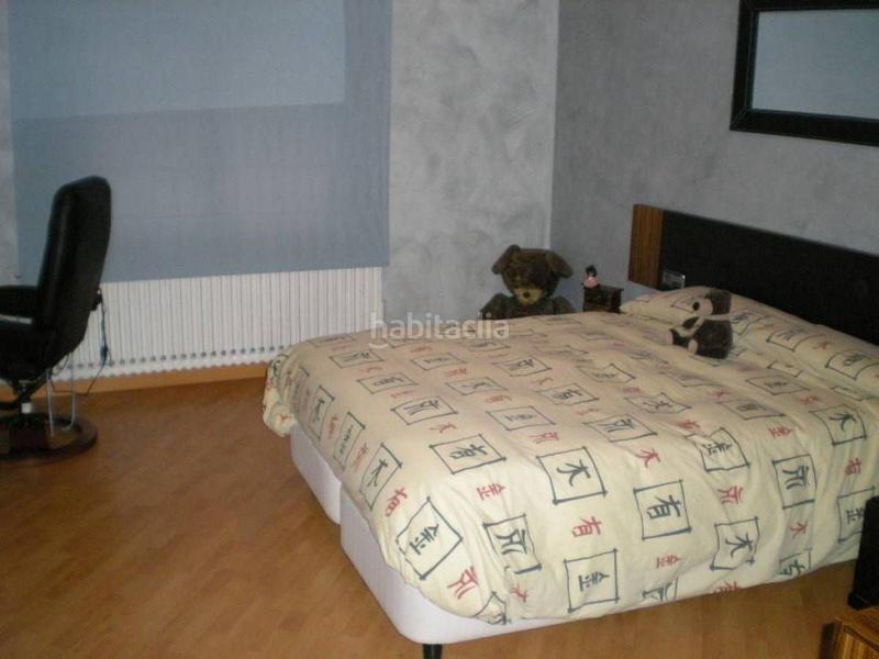 Foto 10d70097-9a15-4300-961d-238249790fd5. Duplex with heating in Font dels Capellans - Sagrada Familia Manresa