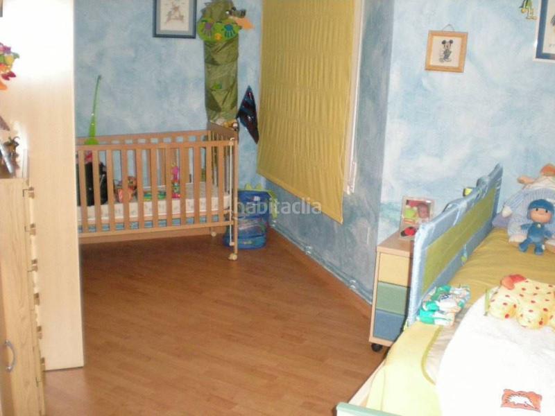 Foto 60a2019d-6344-4113-9bf7-0e993636701e. Duplex with heating in Font dels Capellans - Sagrada Familia Manresa