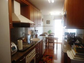 Pis a Escodines. Piso en venta con parquing y trastero