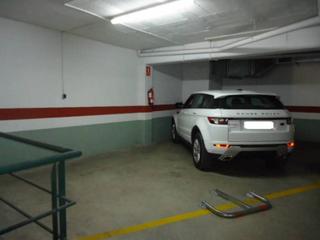 Parking voiture à Carretera de Vic - Remei. Parquing en venta