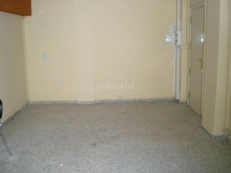 Foto cf9534b3-c5b4-4eed-801d-00b2767a471c. Oficina a Puig-reig