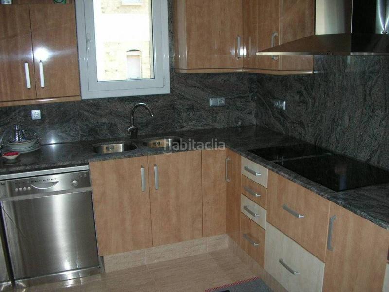 Foto 72eec289-341c-4af4-ba27-89383fec6b1b. Piso  reformado en venta en Súria