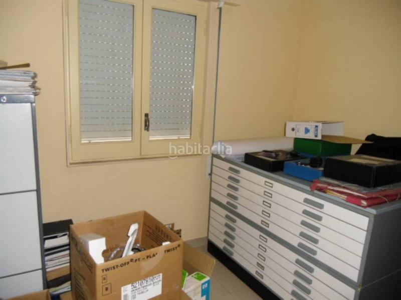 Foto 7a4d580b-bc45-4ee6-9561-4a24a68e5bba. Affitto ufficio in Plaça Catalunya Manresa