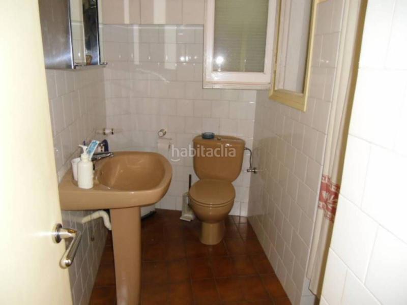 Foto b93e3b5a-2d5a-46d8-9849-a47eb2776ae8. Affitto ufficio in Plaça Catalunya Manresa