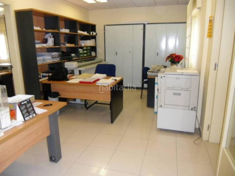 Foto bef3a53d-2e52-4340-bb5f-d0720eb56c94. Affitto ufficio in Plaça Catalunya Manresa