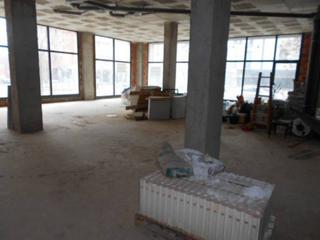Lloguer Local Comercial a Bases de Manresa - Carretera de Santpedor. Local nuevo en alquiler