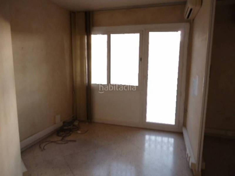 Foto b164362d-8b2d-4e0a-b2b4-7a708e874166. Affitto ufficio in Congost-Santa Caterina Manresa