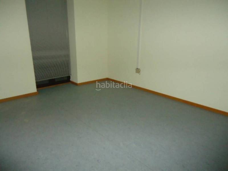 Foto 39645887-2023-4e51-b8d5-e59fac62e4f4. Alquiler oficina despacho en alquiler en Barri Antic Manresa