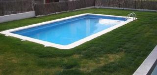 Pis a Font dels Capellans - Sagrada Familia. Piso amueblado con piscina comunitaria en venta