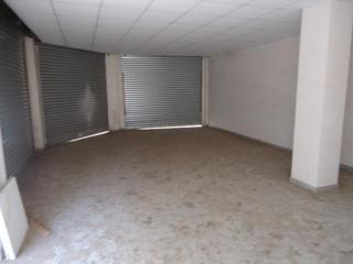 Lloguer Local Comercial a Escodines. Local en alquiler