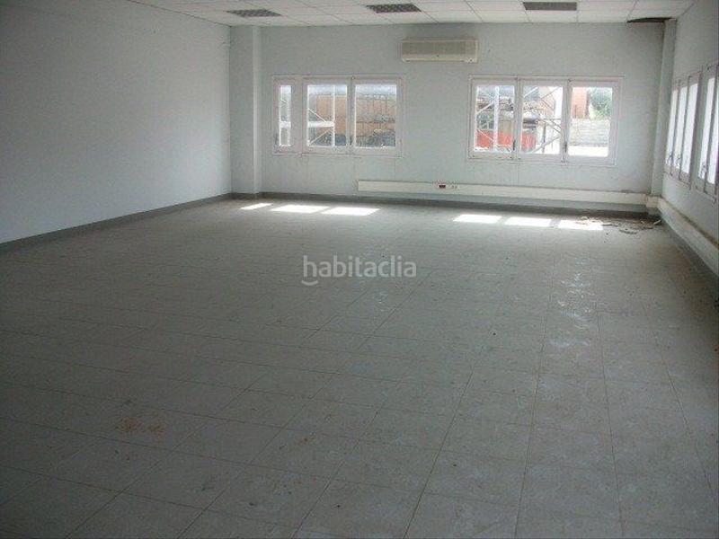 Foto 5bbfd4d6-1ebf-4619-8d0a-e27e76b42175. Nave industrial nave en venta en Sant Fruitós de Bages