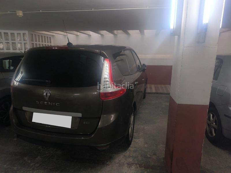 Foto f1ff2dce-ea14-4fcd-baf8-cbce4724601a. Parking coche parquing en venta en Poble Nou Manresa