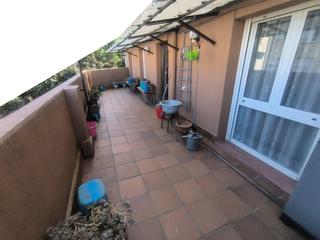 Etagenwohnung in Bases de Manresa - Carretera de Santpedor. Piso en venta con parquing, trastero y terraza 15m2