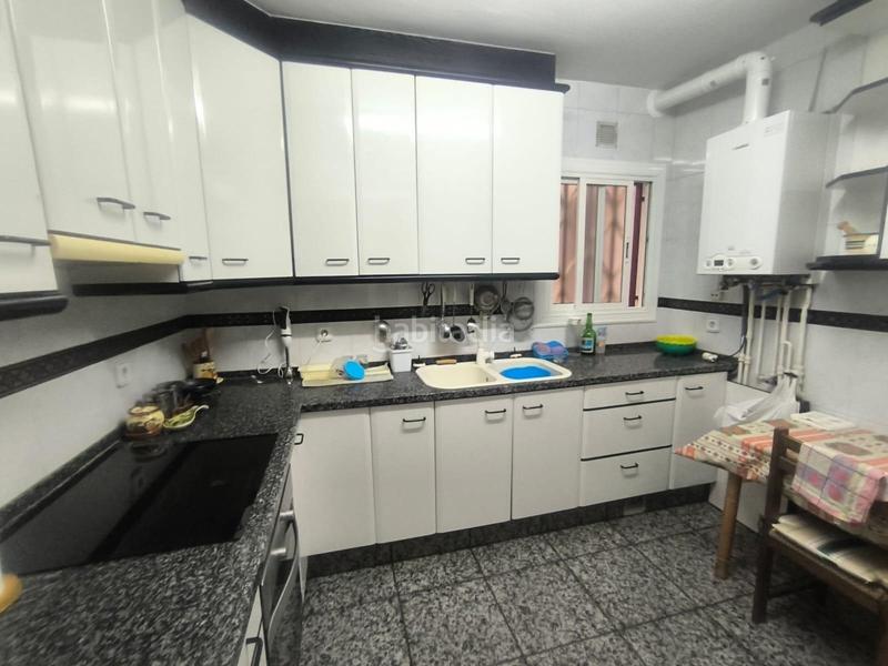 Foto b995bd23-8cd6-4473-863a-019c810eff8d. Piso  en venta con parquing, trastero y terraza 15m2 en Manresa