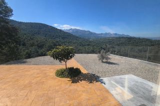 Xalet a Pont de Vilomara i Rocafort (El). Casa a 4 vientos en venta con jardin y garaje