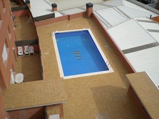 Affitto Appartamento in Barri Mion - Puigberenguer. Piso en alquiler con piscina comunitaria