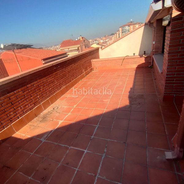 Foto d2cdb904-c8d1-4b0f-b577-a4c13b1990cb. Dúplex amb calefacció aparcament a Font dels Capellans - Sagrada Familia Manresa