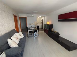 Rent Flat in Bases de Manresa - Carretera de Santpedor. Piso amueblado en alquiler con parquing adicional