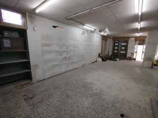 Lloguer Local Comercial a Barri Antic. Local en alquiler