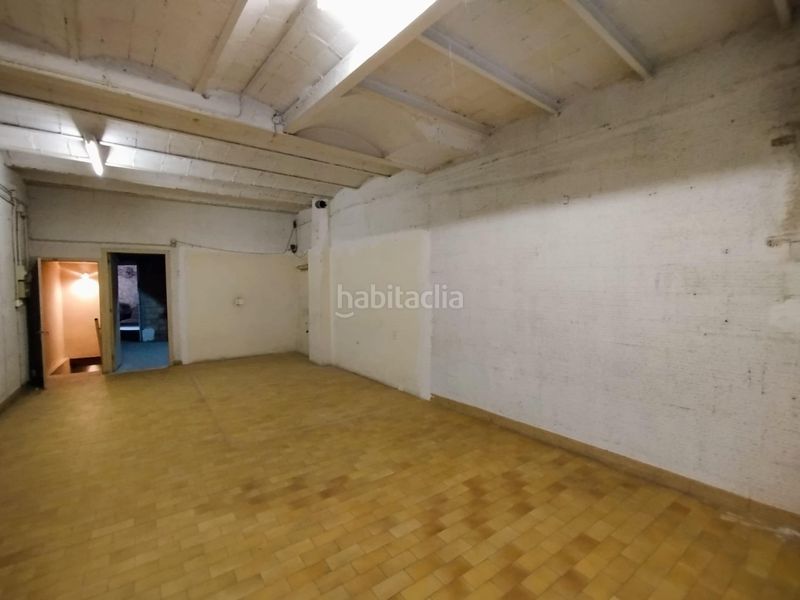 Foto bee4eb73-49e6-4e94-96ce-9d070cb6eb60. Affitto edificio in Barri Antic Manresa