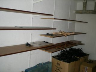 Local Comercial en Sallent. Local comercial de alquiler