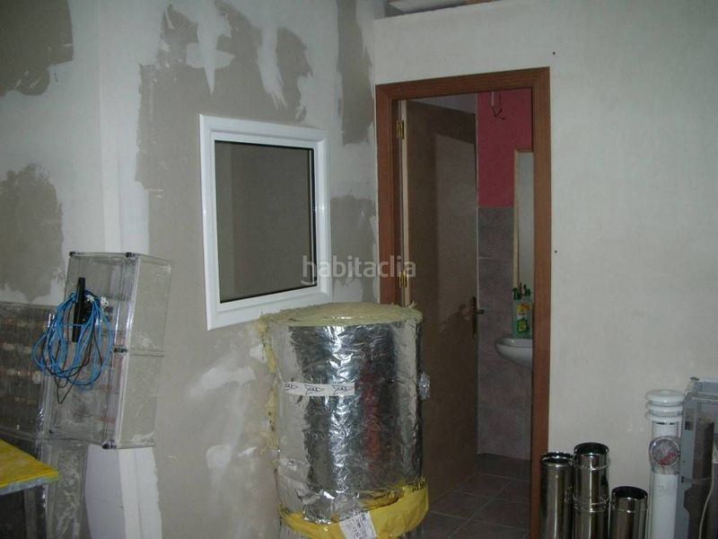 Foto 9fee9e59-baac-41b3-be2a-2282c334b88b. Local comercial a Escodines Manresa