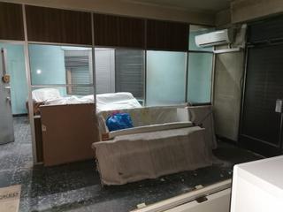 Alquiler Local Comercial en Font dels Capellans - Sagrada Familia. Local comercial en alquiler