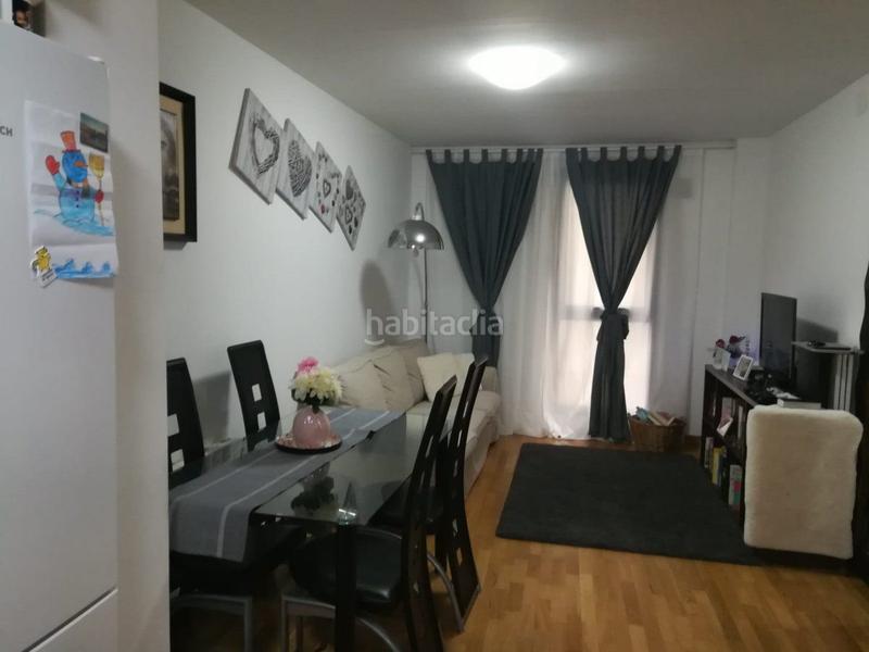 Foto 346a6755-047e-43e1-a3fc-155182d5b2aa. Piso  seminuevo amueblado en venta en Barri Antic Manresa