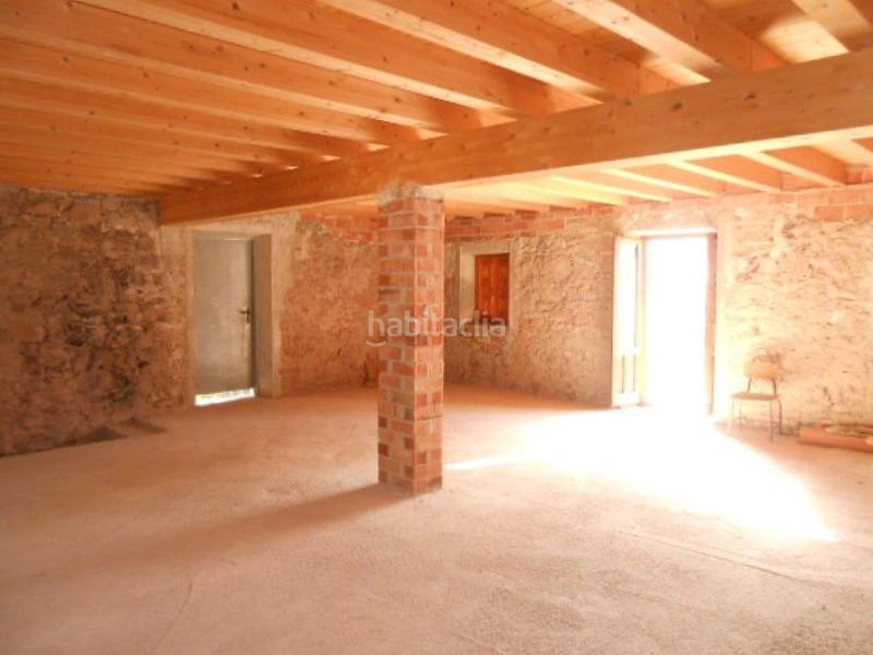 Foto eac09e44-3022-430a-ba77-310bc42f18c0. Casa a Barri Mion - Puigberenguer Manresa