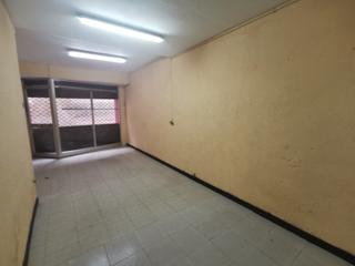Rent Business premise in Valldaura-Carretera de Cardona. Local en alquiler