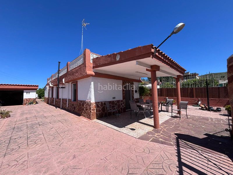 Foto 17ab030a-9466-43f0-a9e1-5b2b2b2f53c1. Casa amb xemeneia piscina a Cumbres de Calicanto Torrent