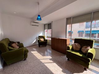 Etagenwohnung  Carrer de josé carsí. Piso en burjassot