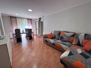 Location Appartement  Plaça 9 d'octubre. Piso en alquiler burjassot