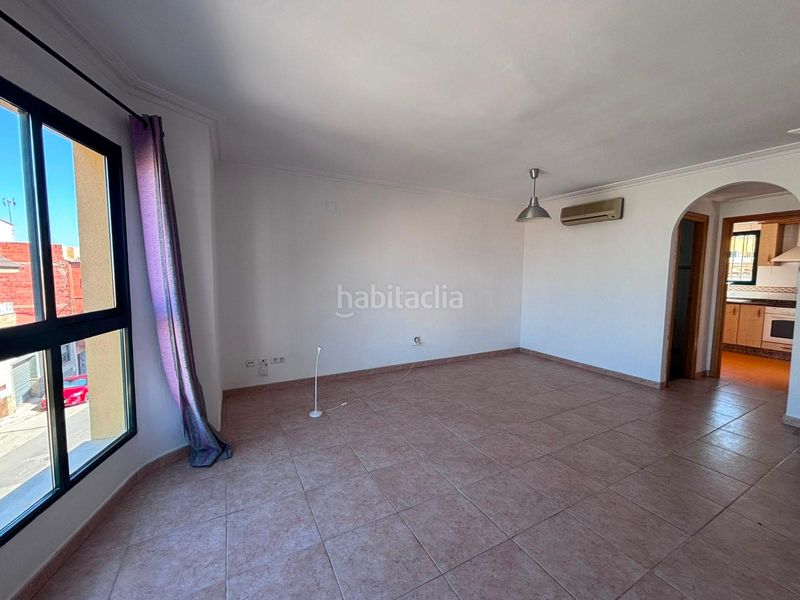 Foto 423d27c3-e578-4247-a8af-cfa8e9556035. Lloguer casa amb aparcament a Benaguasil