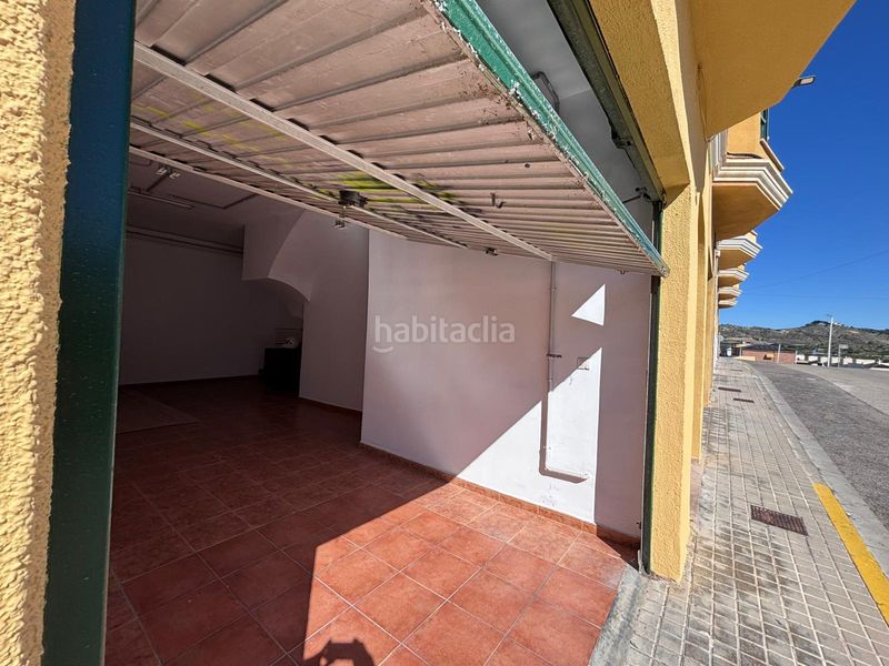 Foto 6ab35de0-fb4f-4a55-817d-0661130af812. Lloguer casa amb aparcament a Benaguasil