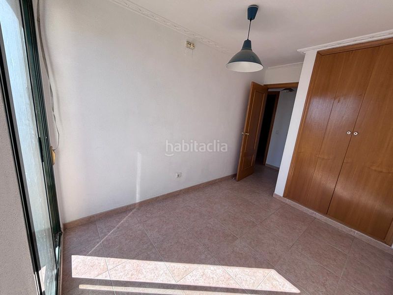 Foto a1bb3567-8684-421d-a3f5-9419bddeb13c. Lloguer casa amb aparcament a Benaguasil