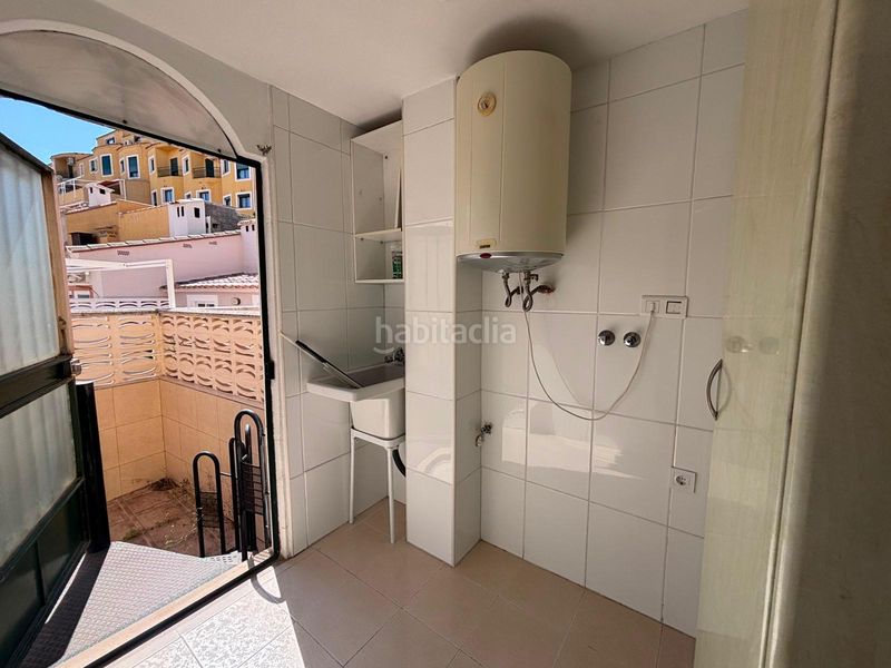 Foto fd44cd10-9be5-4941-b64d-86d99633ada9. Lloguer casa amb aparcament a Benaguasil