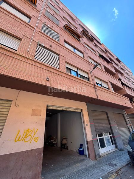 Foto 9c2a39bc-a592-46bb-995a-8fc0e2cb4e45. Local comercial a Zona Concordia Burjassot