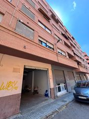Local Comercial  Carrer de gàtova. Bajo comercial burjassot