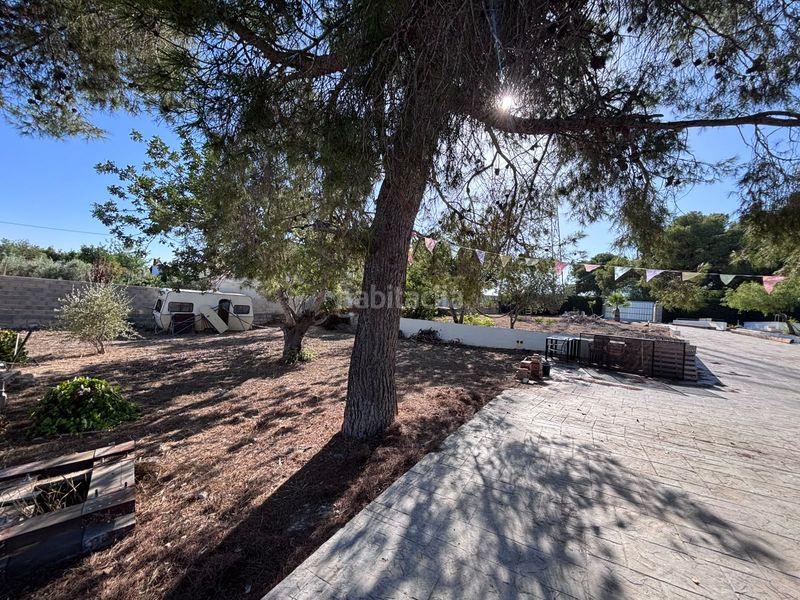 Foto 8f34d797-3bf7-44c9-8495-b59e07b10e37. Chalet avec piscine dans Camí de Paterna-Lloma del Calderer Bétera