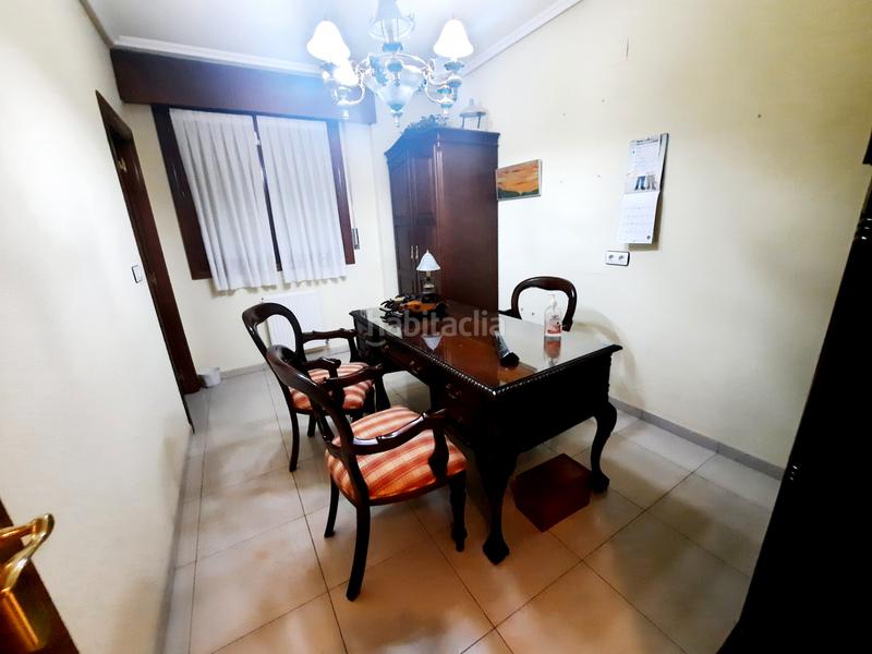 Foto 17e09899-b69b-48a4-97b5-869d48aa2fd0. Pis amb aparcament a Centro Barakaldo