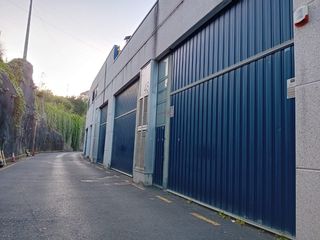 Nau industrial a Junqueral Kalea 9