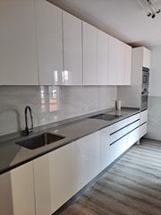 Piso  San josé kalea. Se vende piso santa teresa