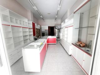 Local Comercial a Avenida A. Miranda 10