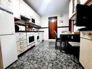 Pis  Pormetxeta kalea. Se vende piso en pormetxeta