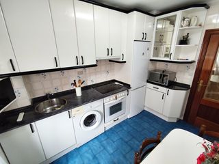 Flat  Gernikako arbola etorbidea. Se vende piso en san viccente