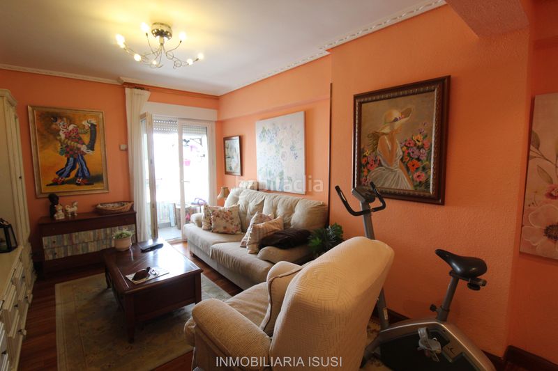 Foto d3e9acc9-3dad-440b-9eb3-6db2dd023145. Flat with heating in Centro Santurtzi