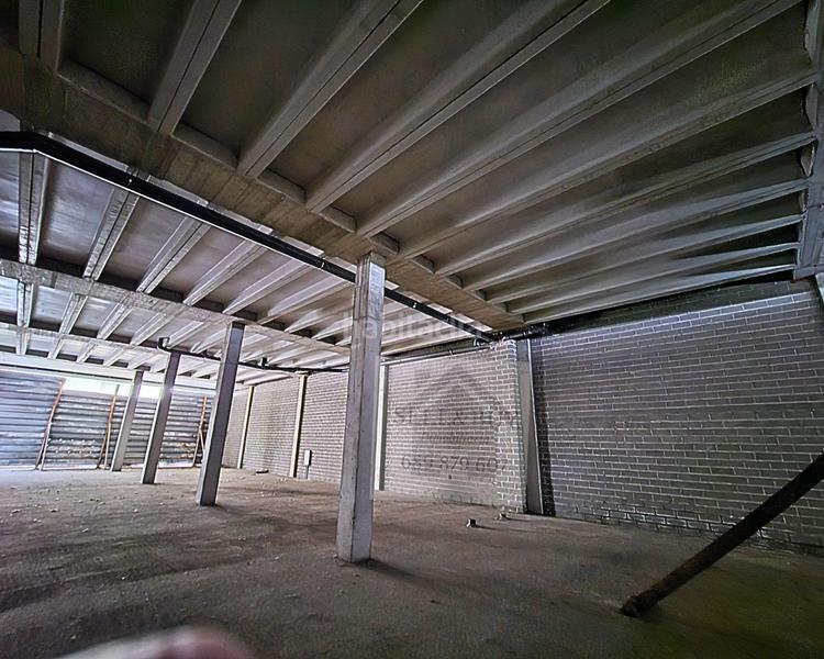 Foto 0408a2d7-6404-494a-a6cf-364a86ecca1c. Alquiler local comercial fantastico local en Revilla Camargo